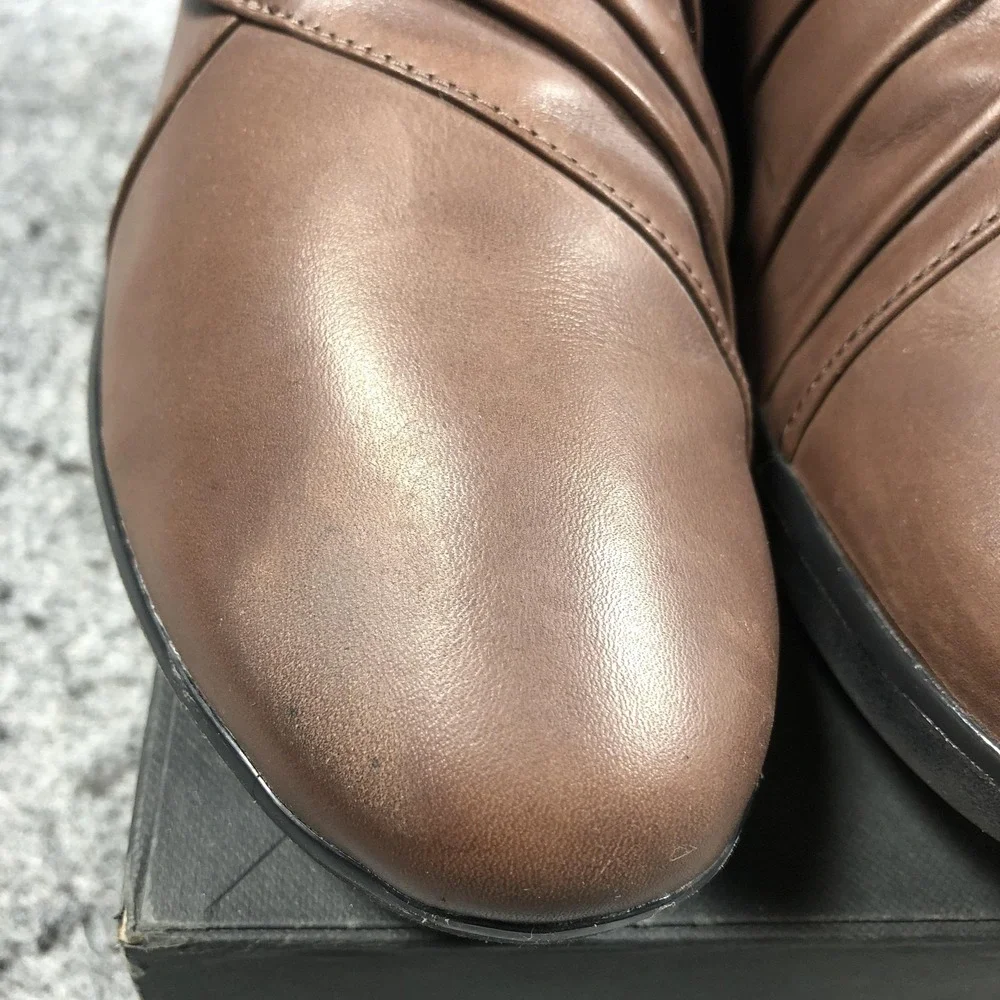 Clarks Collection Shoes Womens Size 7 Brown Leather Slip On Comfort Loafers
